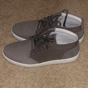 Grey Timberland Shoes (Men’s) size: 11